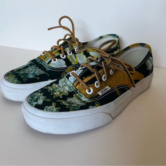 Van’s and Della shoes size 7.5 women’s - Picture 7 of 7